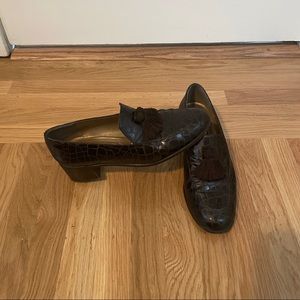 Stuart Weitzman Brown Patent Leather Embossed Slip On Flats Loafers